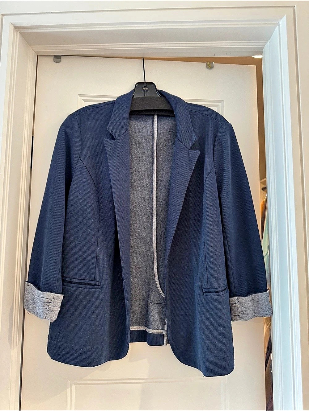 Skies Are Blue Women's Blue Blazer Size Large Like New